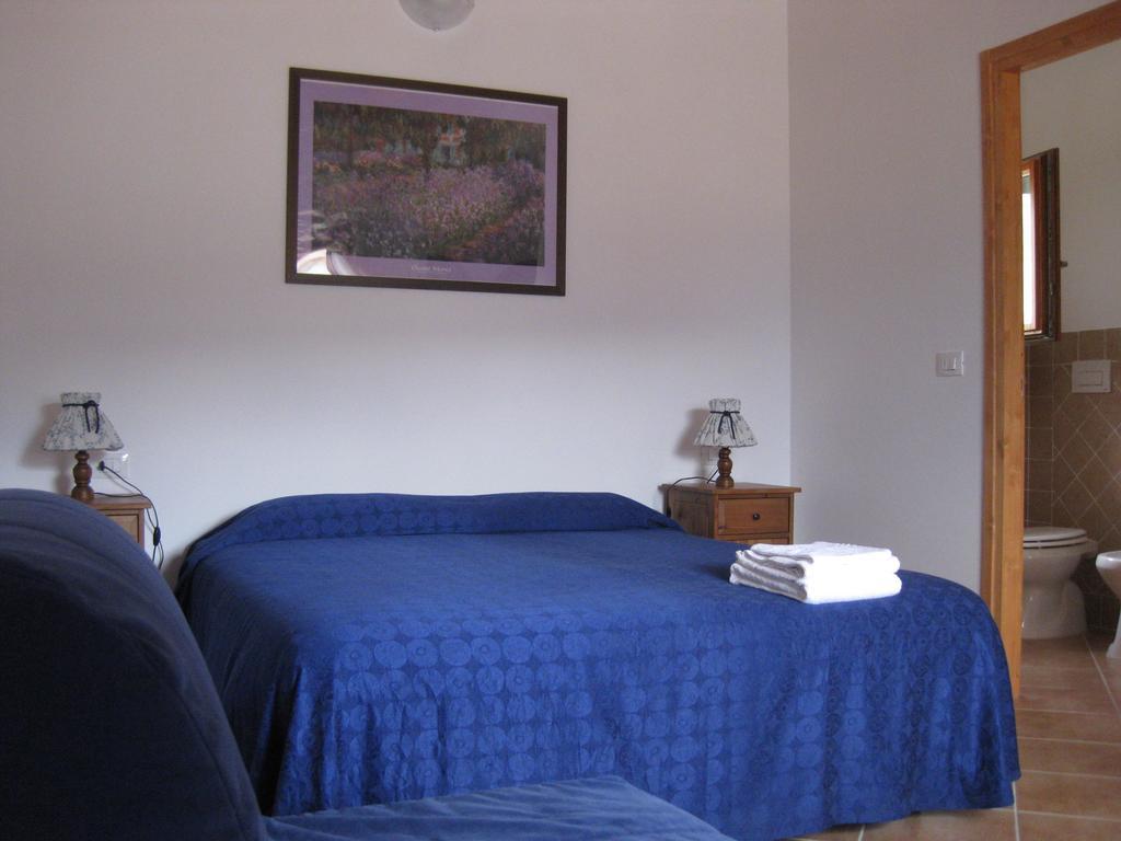 Bed and Breakfast La Collina Di Peppino Trasacco Екстер'єр фото